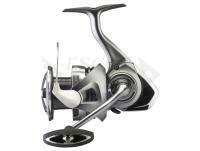 Mulinello Daiwa 23‘ Exceler LT 3000-CXH